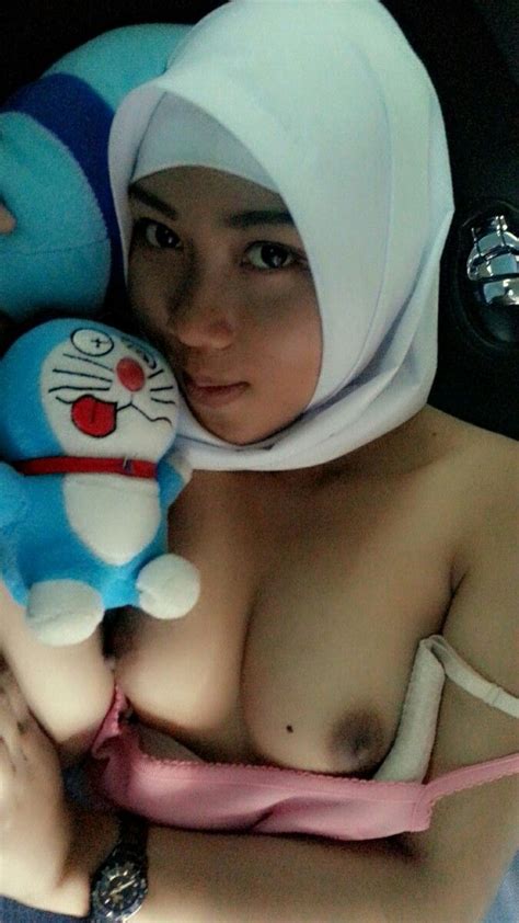 indonesian muslim girls nude penty photo