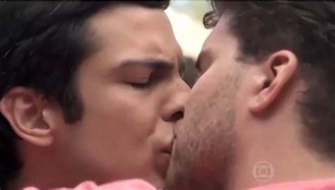 first gay kiss on tv tubezzz porn photos