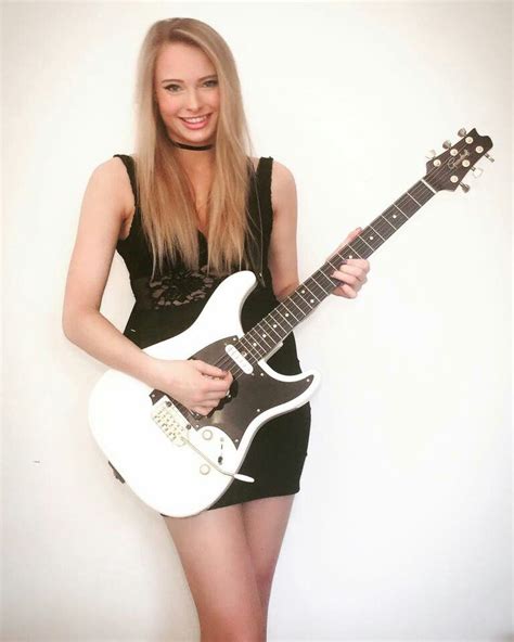 Sophie Lloyd Lloyd Female Musicians Heavy Metal Girl