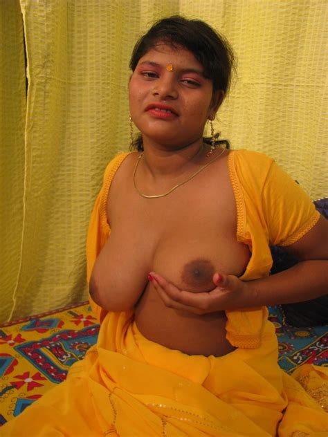 horny desi girl strips and plays with her great natural indian tits pichunter