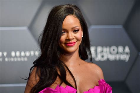 Rihanna Named Richest Female Musician By Forbes Chicago Sun Times