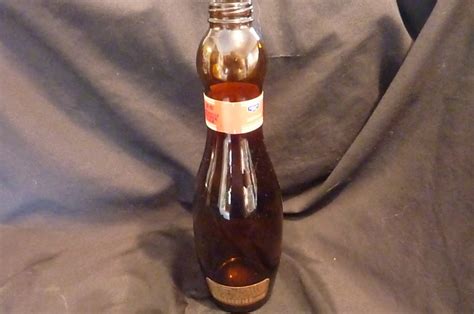 budweiser vintage 1 pint bowling pin bottle