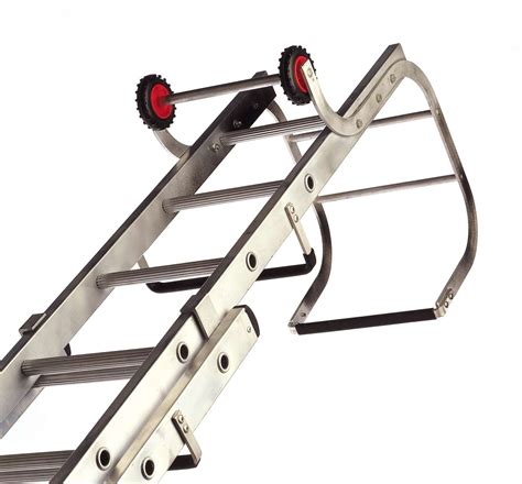 extendable roof ladder  heights  smiths hire