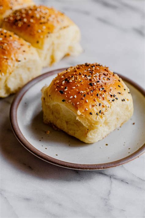 everything dinner rolls [overnight dinner roll recipe] a beautiful plate