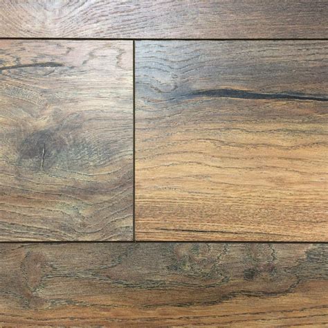 yorkhill oak  mm thick     wide     length laminate flooring  sq ft