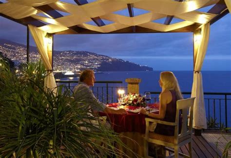 Spend Your Valentine S Day At One Of These Very Romantic Resorts