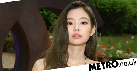 Blackpink’s Jennie Smashes Records With Debut Single Solo Metro News