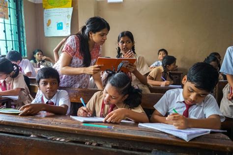 delhi stands     cent  private school participation