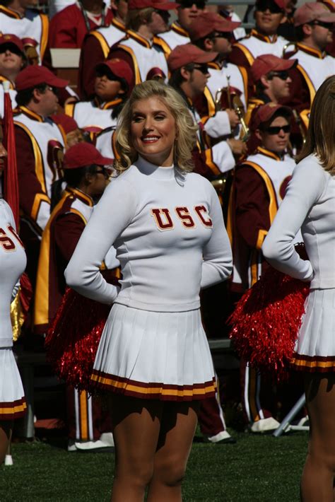 Tdg Pictures From Usc Game The Daily Gopher