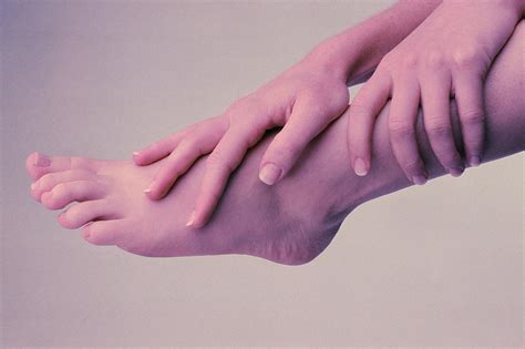 What Are The Causes Of Foot Pain And Numbness In The Legs