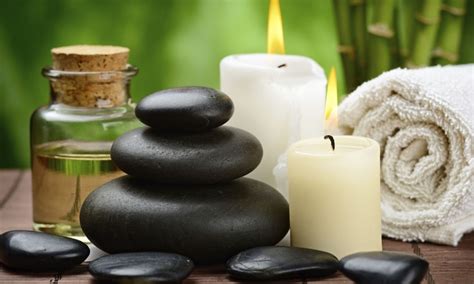the benefits of a hot stone massage beauty by zoe beauty salon in beckenham