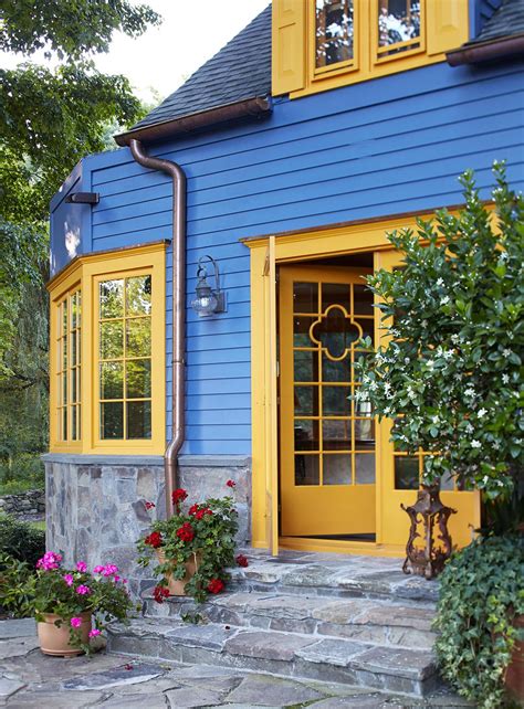 yellow house trim color ideas