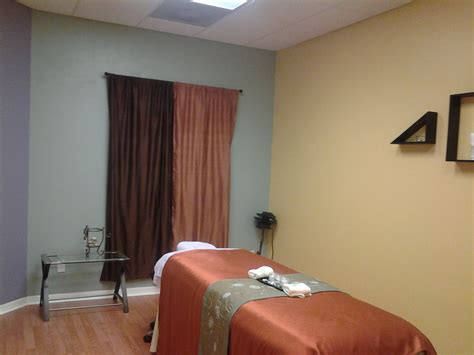 about bonita springs wellness and massage center