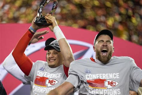 nfl playoffs chiefs afc championship win sets record  viewers eagles nfc title draws