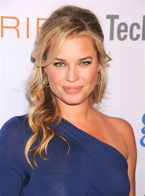 stunning hollywood rebecca romijn stylish sex icon in january 2007 romijn made her first