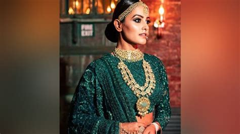 Anita Hassanandani Looks Drop Dead Gorgeous As A Bride In Latest Photo