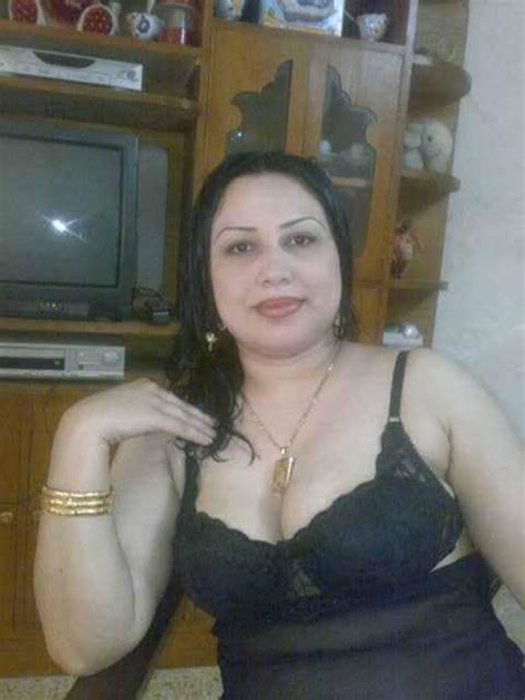 Arab Hot Sexy Housewife Spicy Pictures