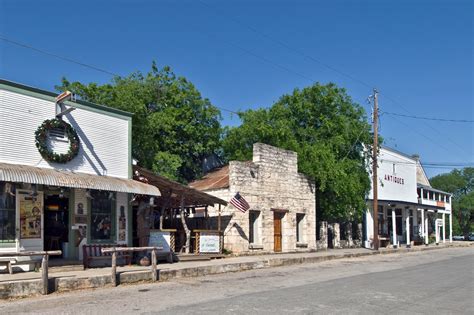 10 Small Towns In Texas That Time Forgot Off The Beaten Track In