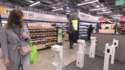 amazon uks  checkout  fresh grocery store opens  london  entrepreneurial