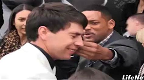 Will Smith Slaps Reporter For Gettin Jiggy With Him Mtv