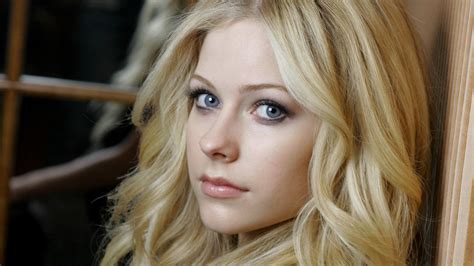20 hd avril lavigne wallpapers