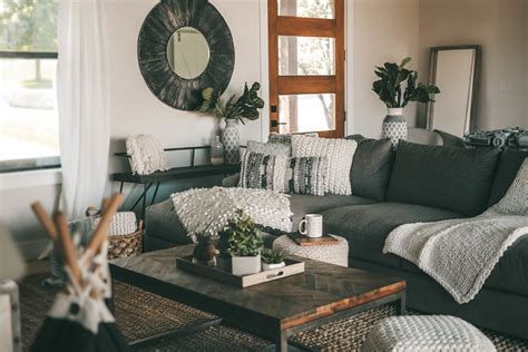 create  cozy living room dressed  kill