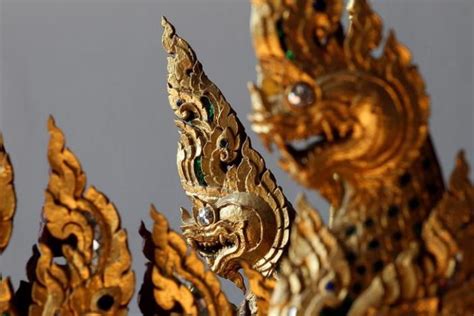 golden chariot restored  thai kings ascent  heaven dynamite news