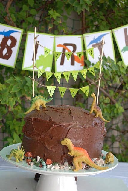20 best dinosaur cake ideas