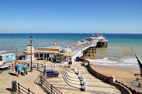 cromer pier norfolk  pier  cromer   norfolk  flickr