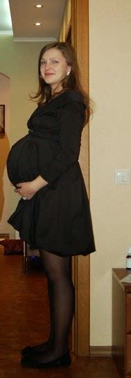 pregnant in pantyhose april 2014
