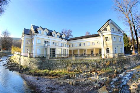 hotel altes kurhaus  bad flinsberg polen