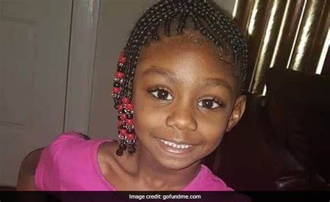 A 7 Year Old Survived Her Father S Car Crash She Died Searching For Help