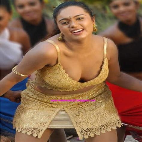 abhinaya sri hot big boobs exposing out from her navel