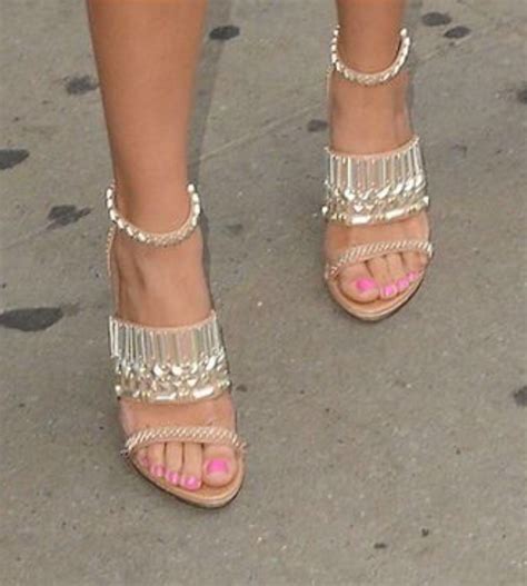 Andi Dorfman S Feet