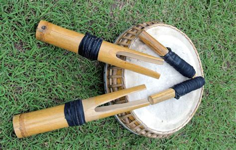 alat musik tradisional gorontalo gambar  penjelasannya adat