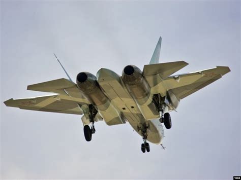 russian stealth fighter aborts takeoff  air show