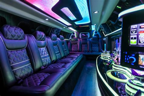 vip limo service rolls royce phantom stretch limo