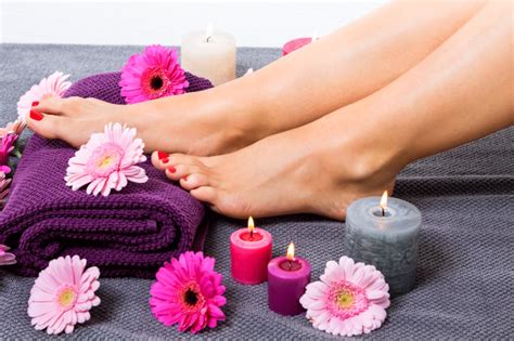diy diaries 4 step guide to doing a pedicure at home