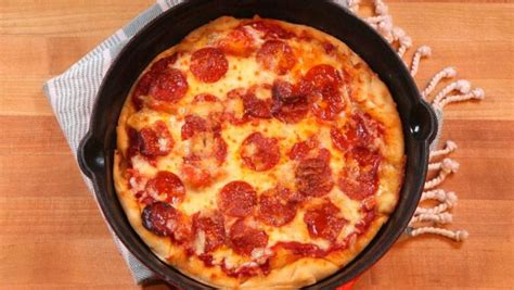 skillet pizza rachael ray show