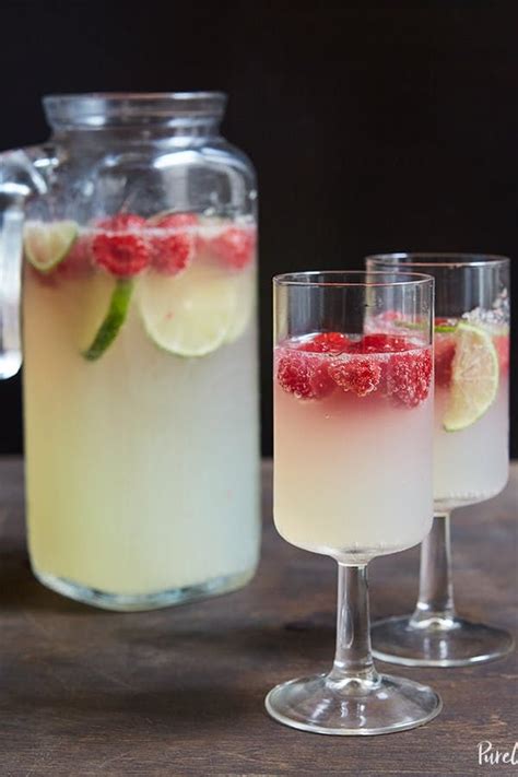 40 festive champagne cocktails to sip on new year s eve champagne