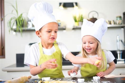 cooking  kids  ways   children involved   kitchen
