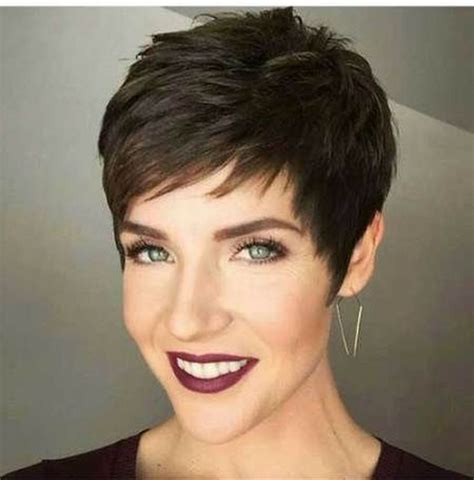 30 newest pixie hairstyle ideas for women over 40 short haircut