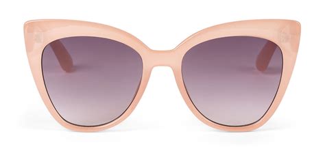 5 Of The Best Cat Eye Sunglasses For Every Face Shape