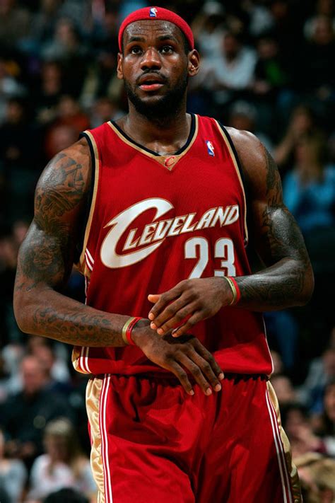 sports fan fiction lebron signs  milwaukee  mid level exception