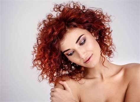 28 prettiest red curly hairstyles for every taste hairstylecamp