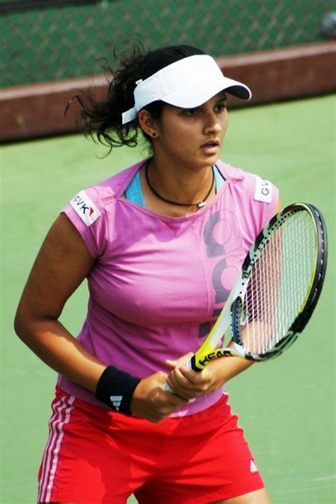 abhishekspeaks hot indian tennis player sania mirza