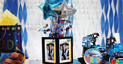 picture frame centerpieces   graduation celebration