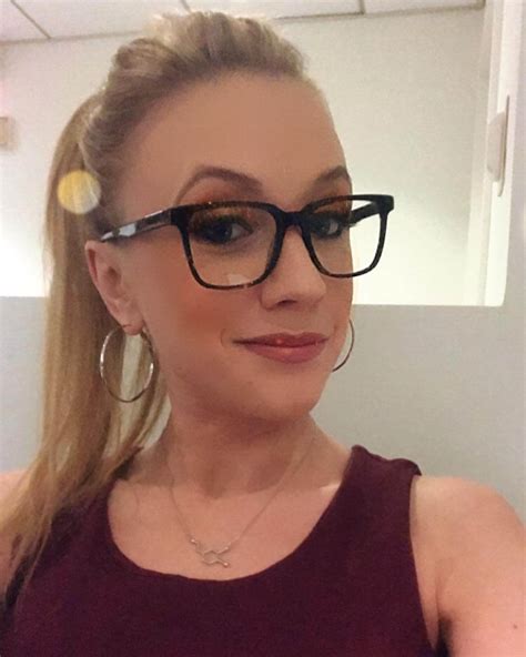 49 hot pictures of katherine timpf which will make your mouth water