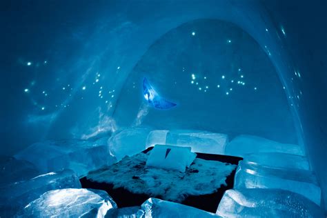 worlds  ice hotelswhere  rooms   cold