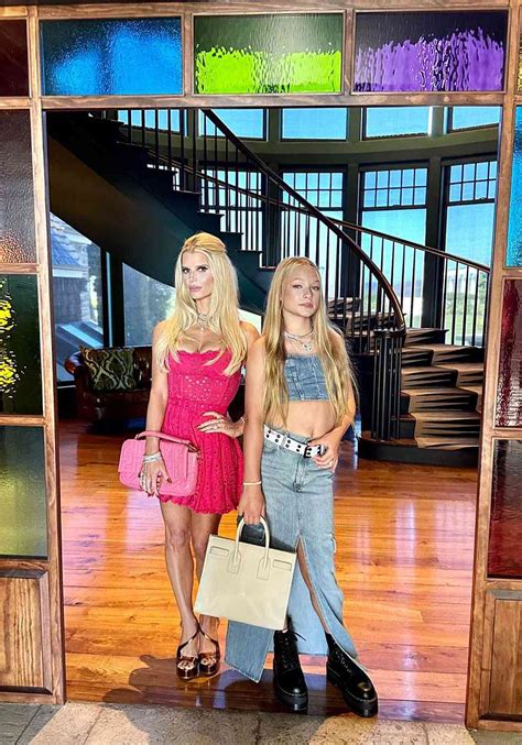 Jessica Simpson Posts Snapshots With Mini Me Daughter Maxwell